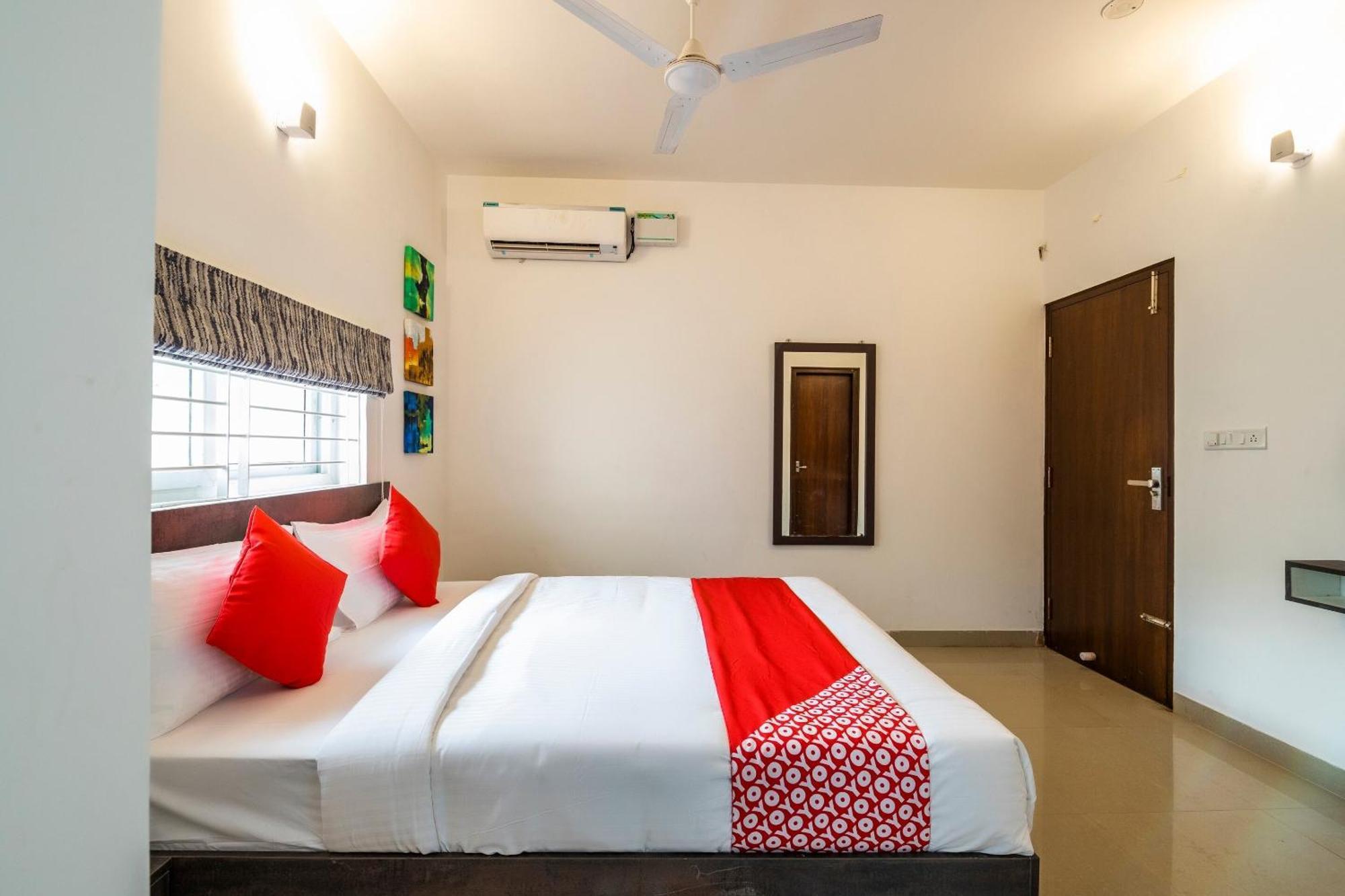 Super Townhouse Hebbal Hotel Bangalore Exterior foto