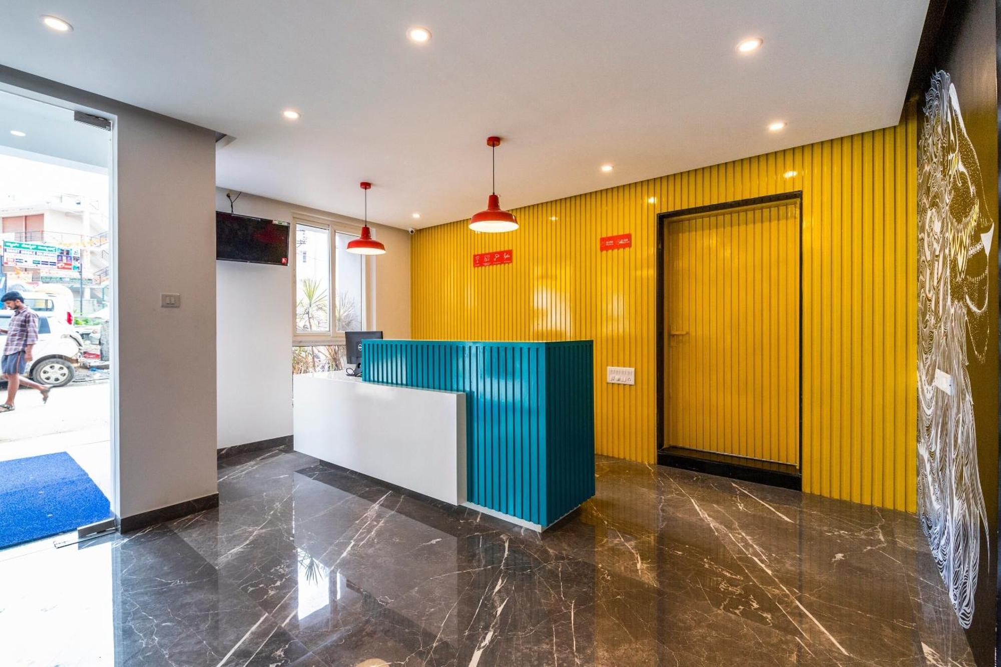 Super Townhouse Hebbal Hotel Bangalore Exterior foto